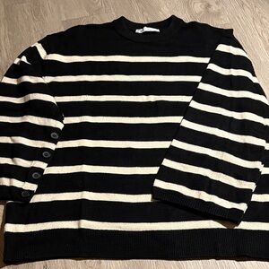 Zara Striped Black and White Women’s Sweater